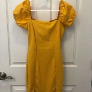 Yellow bodycon dress